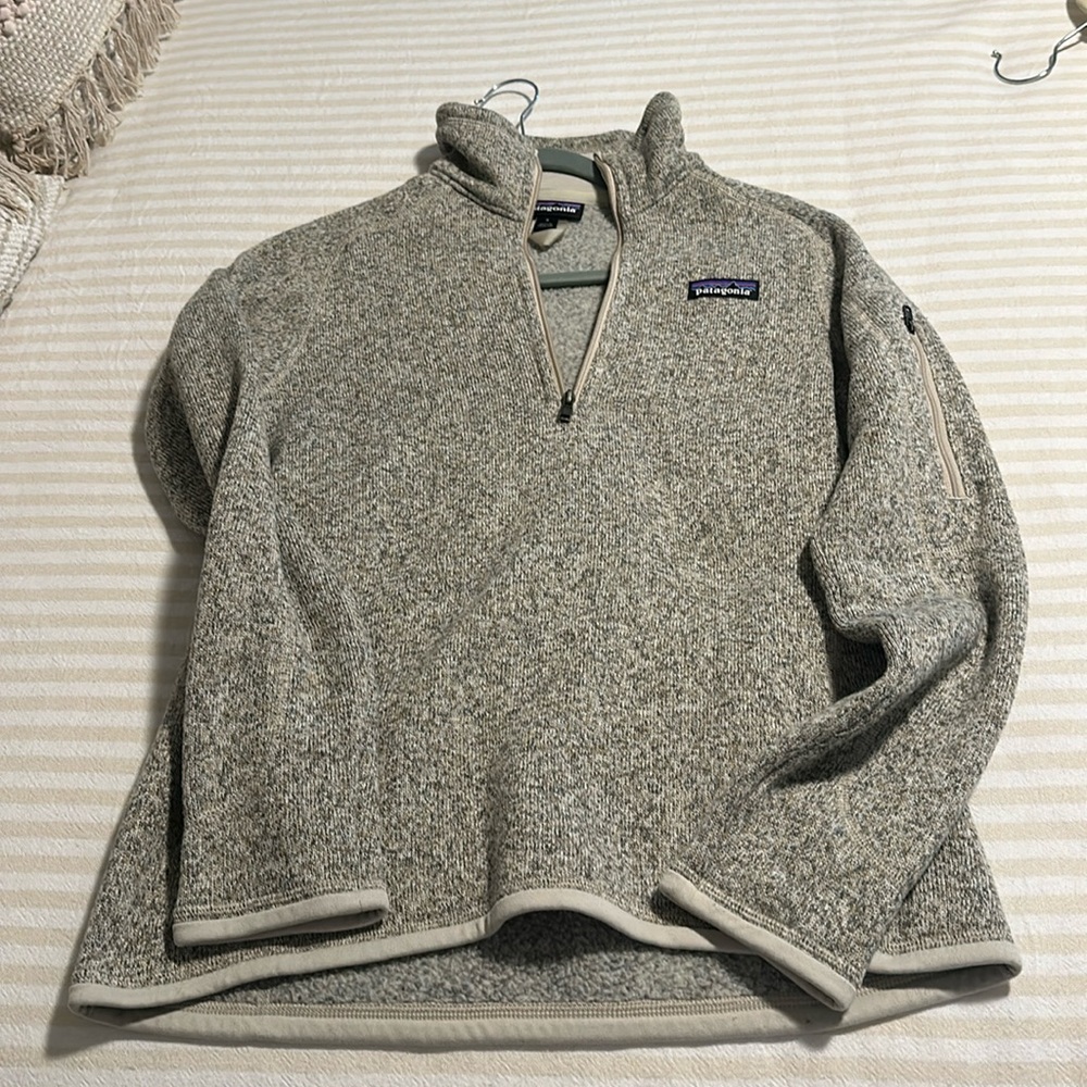 Patagonia quarter zip sweater